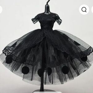 Ballroom black polka dot dress for 30cm dolls Blythe
